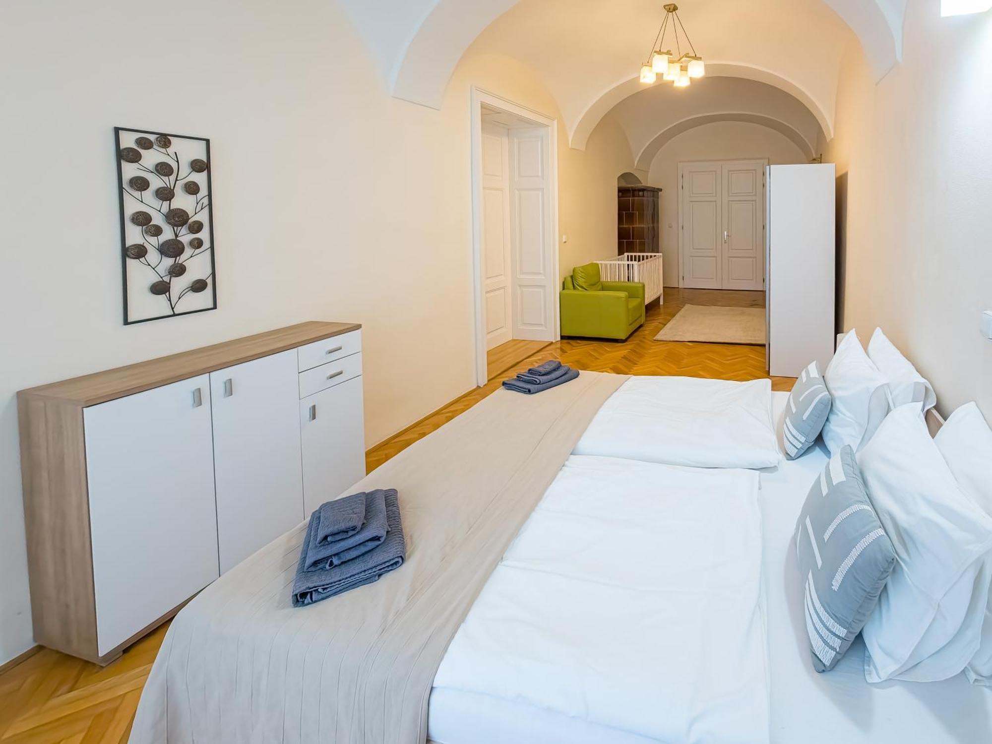 Luxury Vincents Apartments Caşonia Exterior foto